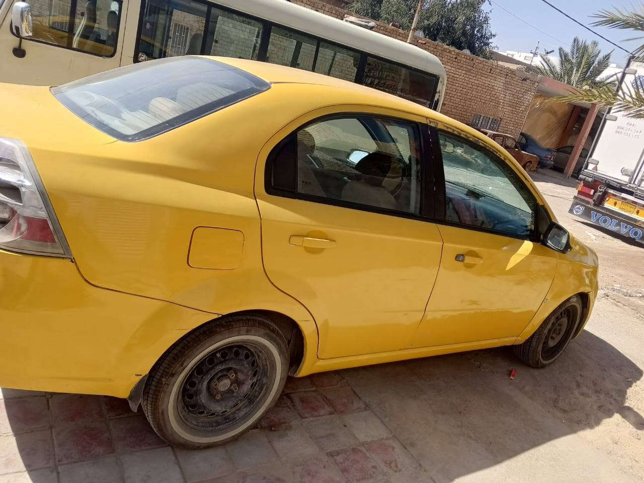 افيو للبيع موديل ٢٠٠٩ مكرك لكنزه مفتوح سياره جاهزه السعر ٣٥ وبيه مجال الفلوجه الكرمه رقم انكليزي رقم صاحبه *********** غير متواجد علفيس
