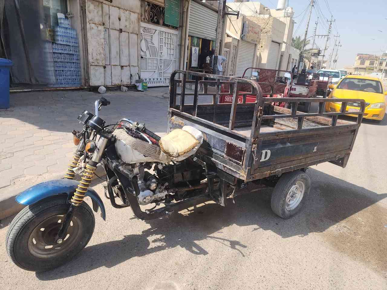 سلام عليكم وراق موديل 12 سعر 1250 وبيه مجال الشراي تفاصيل تصل مكاني ناصريه مركز وهاذه رقمي ***********
