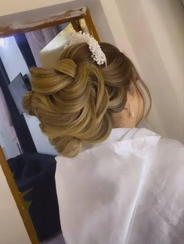 يله بنات بلشنه عروض فرحه الزهره
خدمه منزليه ميك اب وتسريحه ٣٥الف فقط 
العدد المطلوب من ٦فما فوق 
واذا عدد قليل ٥٠ الف ميك اب وتسريحه 

اما العرايس الهم خصم ميك اب وتسريحه مع رموش وعدسات ١٢٥الف 
الحجز عالخاص او الرقم ***********

