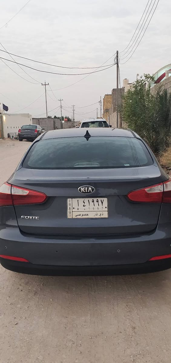 فورتي ١٤ فووول مواصفات 
حادثها جاملغ وبنيد 
السياره جاهزه 
السعر ٩٥
الناصريه مركز 
للإستفسار 
***********
