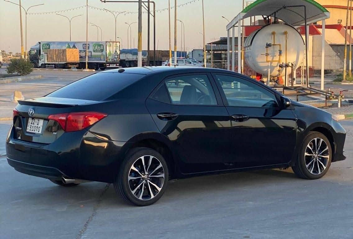 ماكو كورلا 2017 فول مواصفات بهيج سعر بكل العراق
مواصفات SE 
حادثهة جاملغ وبنيد صطحيات 
مــواصــفات 
كاميرا 
وشاشة
تحكمات ستيرن 
شفتات ستيرن 
هيتر مري جانبية 
لايت زنون بلادي 
رادار امامي 
تحديد مسار 
توقف ذاتي 
نظام تنبيهة خروج من مسار 
نظام سبورت+ايكو 
تبريد ثلاجة 
محرك 1.8 المرغوب 
السيارة رقم اربيل باسمي 
مكان السيارة بغداد قرب سيطرة 75  
للاستفسار ***********
