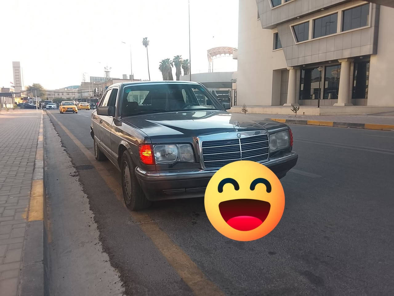 السلام عليكم مرسيدس للبيع موديل 91 رئاسي مكينه وكير 300 طخم تايات وباتري جدد سستم صوت موجود بيها مسجل اصلي بلاتوث شاشات تكوات شغال بلادي سياره بدون خيسان  داخل غرفه جديده للاتصال ع رقم الهاتف فقط لا تراسلون ع الخاص 
***********   ***********
