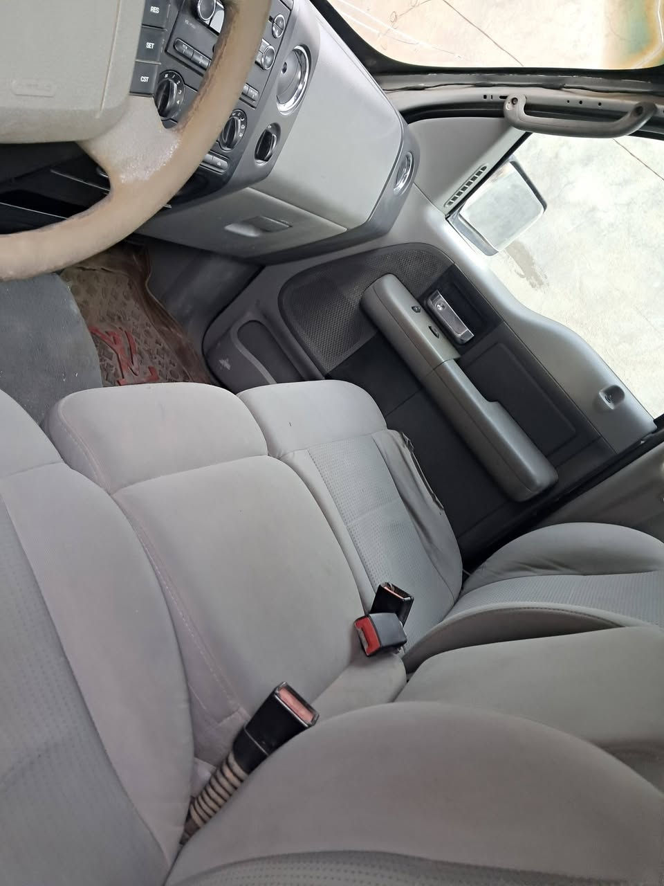 السلام عليكم فورد f150 ٢٠٠٨ مزاد  هاتف***********
