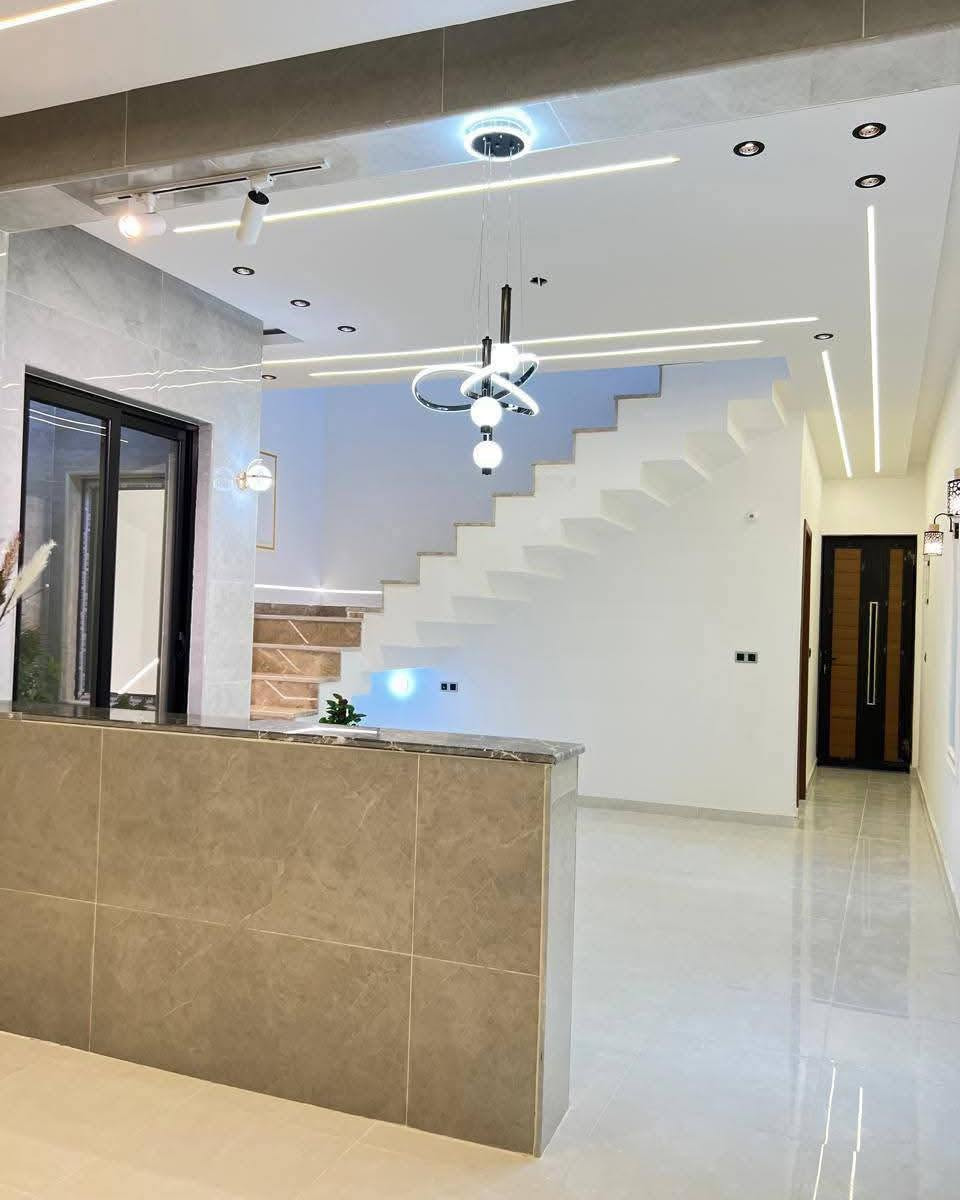 🏡دار للبيع طابو زراعي الماسحه ١٤٥م بناء حديث مودرن درجة اولى بأعلى المواصفات الموقع الحله منطقة الطهمازيه خلف حلويات قصر الشام  للأستفسار مراجعة مكتب اباالحسن التميمي للعقار الحله ابي غرق عمود ١١٩ او  مراسلة الصفحة او الاتصال على الرقم
☎️ ***********
#اكسبلورexplore #اكسبلور_العراق_السعوديه_الاردن_ايران_الكويت_طق_لايكات_كومنت_يلاا💙 #اكسبلورر #اكسبلور_فولو⁩
