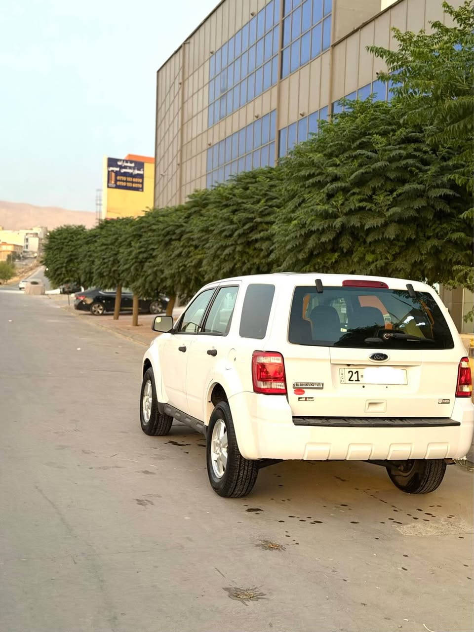 فۆەد ئیسکەیپ ٢٠١٢ 
سپی بەفری بی بۆیاخ 
٤ بستۆن دەبل ئەکسل 
٩٨ هەزار رۆشتوە
گیرو مەکینەی بەشەرت نەکراوەتوە
سەنەی تازەیە بەناوی خۆمەوەیە 
‏***********  ـــ*********** السليمانية, العراق
