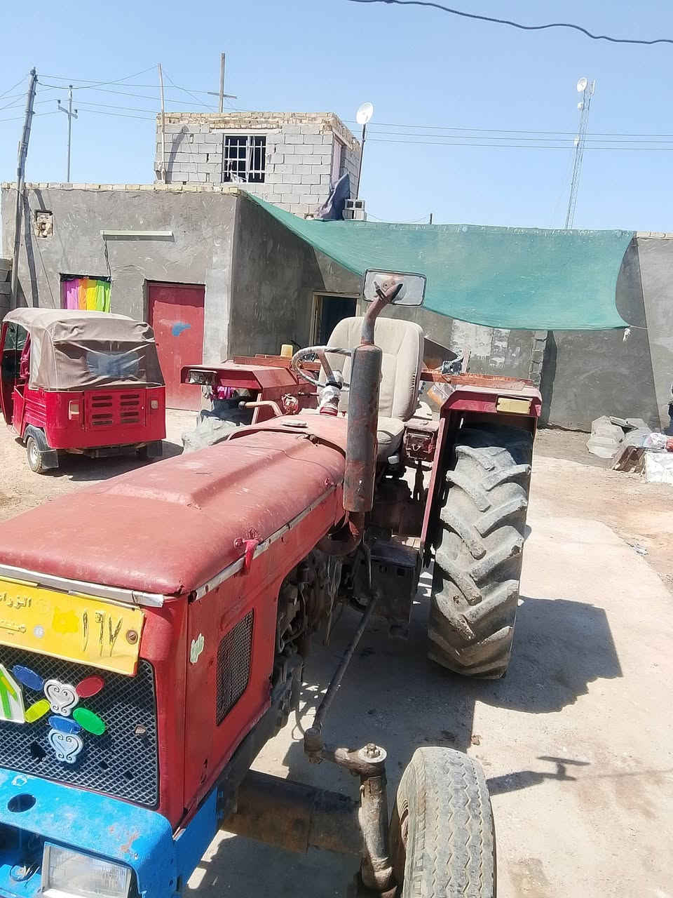 السلام عليكم من رخصت صاحب الكروب عنتر 71للبيع موديل 84 رقم وسنويه رقمها ميسان وياها فدان وخرماشه وديجر وعربانه مكينه خرسه مكينه خير من الله مكان ذي قار قضاء النصر أي استفسار ***********
