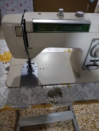 برذر • نظيفه • مع ميز واغراض