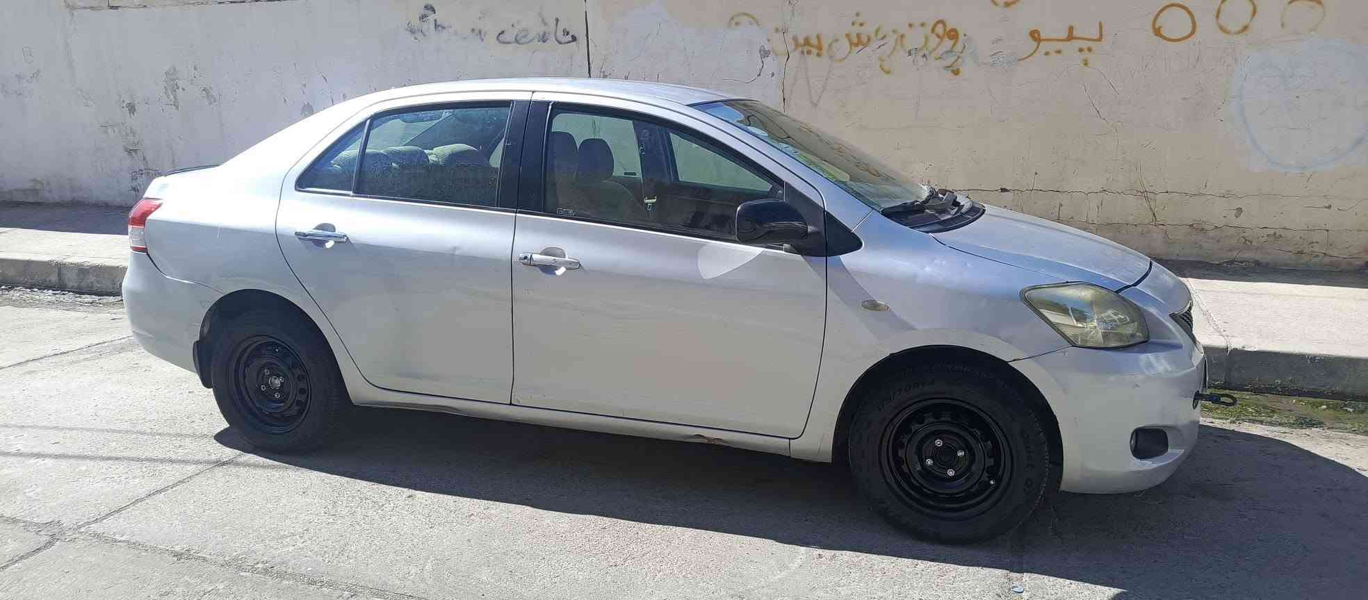 بسم الله الرحمن الرحيم 

تويوتا يارس 2006سةياركة دوو بارجية سوبخ  بي ژوري  سةيارةكة بيش بشتي كةبسة  سةيارةكة شاشة كةوةرية  ئاوينة كارةباية. جوار جام كارةباية  دةبل كيج سةيارةكة. عةيار لايت  سةيارةكة مةكينة. كةوةرية  كير عادية سةيارةكة كارةباي بةشةرت  سةيارةكة 16وةرقة  خرام لةسةر لةباشي معامةلي دةكيرنةوة %20ناجيرةوةمةو  سةيارة لة هةوليرة 
وةكالةي بةناوي خؤمانة سةنةوةيشي 3مانك بةسةر جوو. نرخي 69وةرقة معامةلي برايانة شوين هولير

*********** أربيل, العراق
