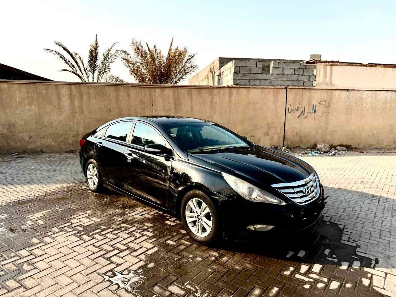 سوناتا 2014.
ادوووات ادووات
مكينه دوش بانزين 2400
✺كصة جنطه  
✺متومة رقم اربيل انكليزي شرط الحاسبة 
بصمه تشغيل وبصمات ابواب
شاشه مع كامره
✺سنوية أصليه
منضومه لايت زنون 
✺كشنات جلد تحكم كهرباء
✺تحكم جهتين 
نضام ايكو الأقتصادي
✺كيجات ليزري كيلو متر خليجي 
✺تدفئة تبريد بالكشنات 
✺مانع انزلاق 
حساسات خلفيه
✺السيارة فول مواصافت جاهزة وبدون اي نقص 
✺كير مكينة تبريد بالكارتون حدادية دواخل كهربائيات كلشي جاهز 
✺مكان السيارة البصرة 
السعر 48 ورقه 
للاستفسار الاتصال على الرقم
‏***********
