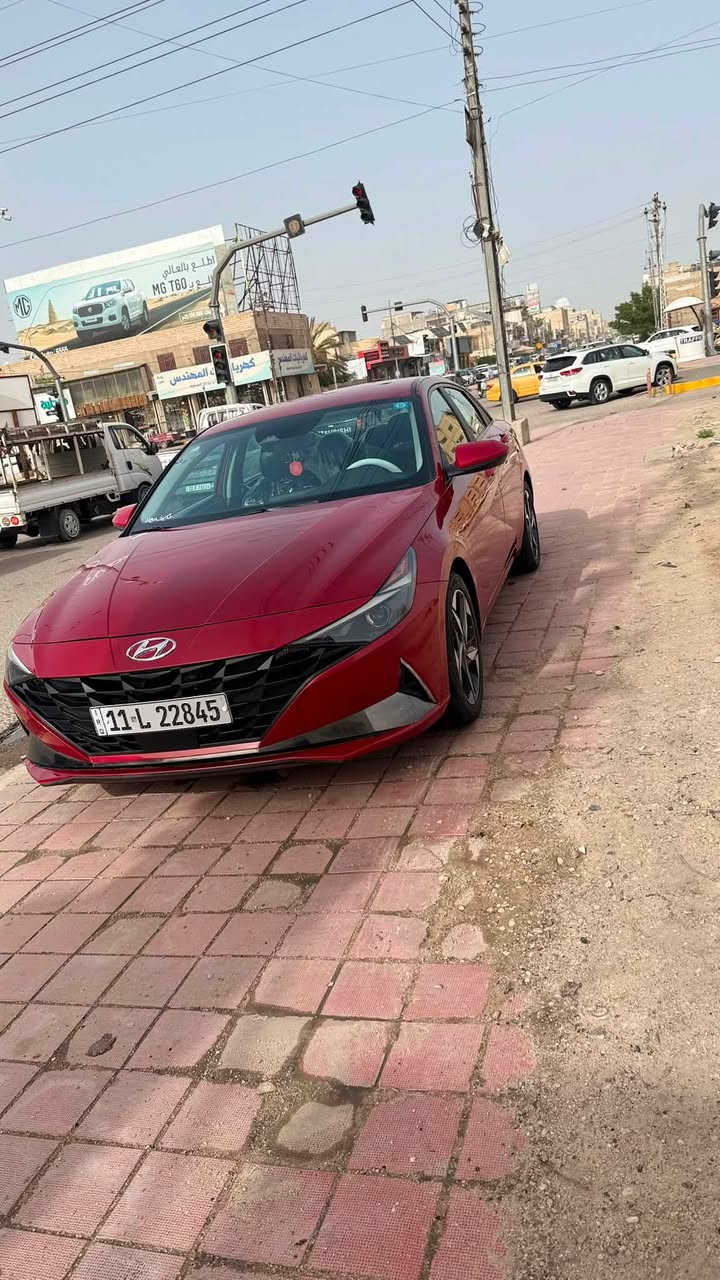 السلام عليكم
النترا 2023 فول موصفات عده الفتحه 

انظمه قياده قياده ذاتيه رادار خلفي رادار امامي 

بسمه وقوف ذكي سايد بريدك دكمه 

السياره حادثه جاملغ مفتوح وراجع نفسه ليبل واحد بس براغيه مفتوحه يعني كلين وبيه شخط بالباب الخلف السايق
مكاني كربلاء  

السعر 158 قابل للتفاوض 

***********
