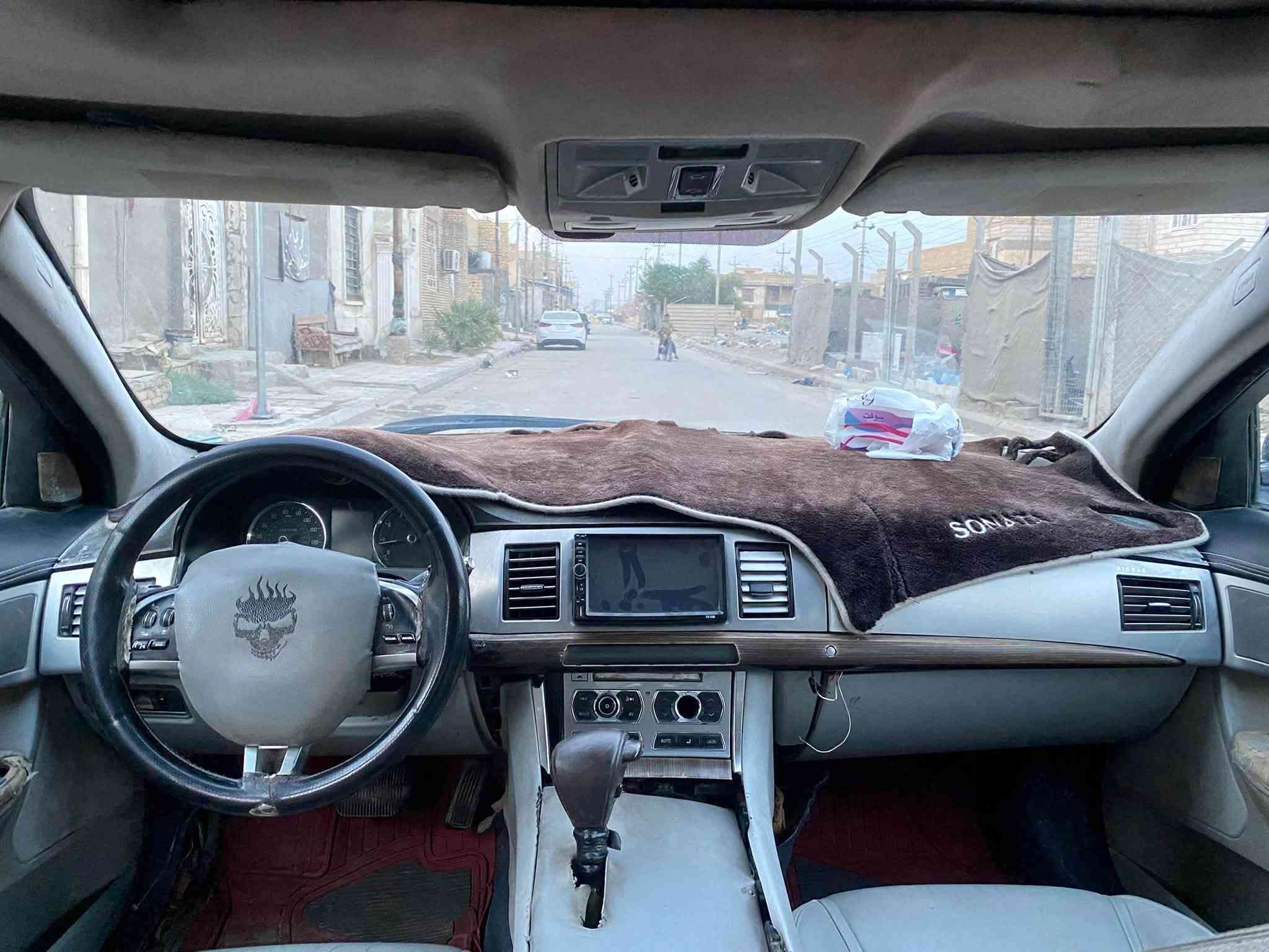 جاكوار ٢٠٠٩ • محرك ٣٠٠٠ • رقم بغداد