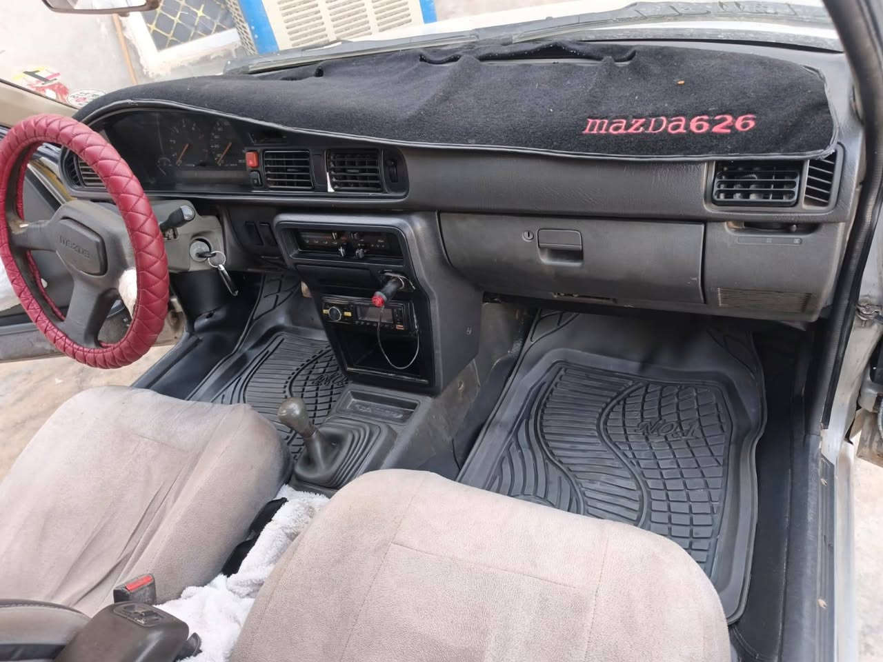 سلام عليكم... للبيع مازده موديل 91.رقم سليمانيه 
سياره نضيفه. سنويه باقي شهر تسقط 
مراوس به اوميگه فقط 
وبيك خير ودلل. ***********
