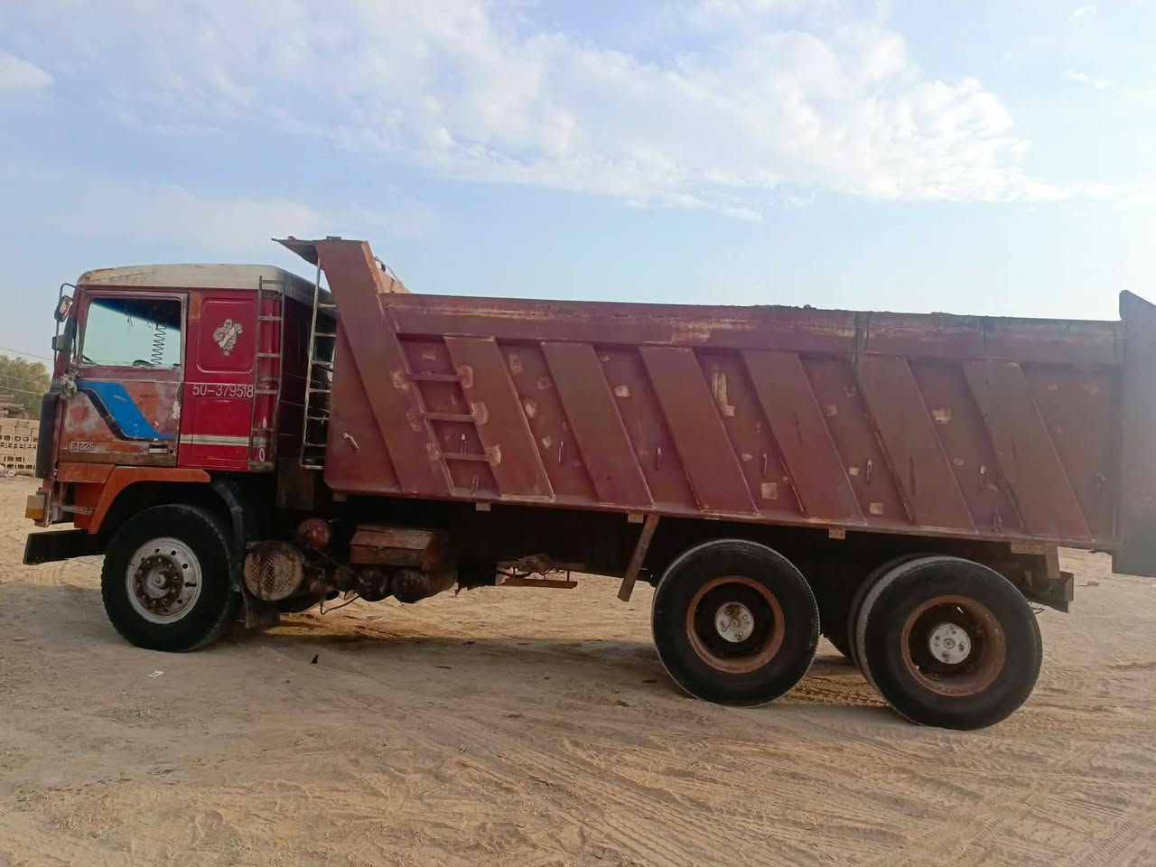 فالفو اف 12     محرك ٢٢ كير ٣*٣ مجموعة بأجر سكانية ١٦  شاصي مكفول بدي نضيف رقم الماني سنوية ا ل ٢٩ بسمي  مدوار ثاني يوم مكاني سماوة  الرميثة  السعر اي استفسار اتصل ‏‪...‏‪***********‬‏....***********‬‏  غير متواجد على الفيس
