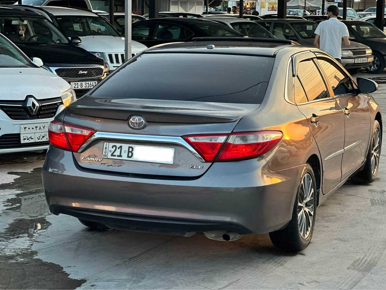 Camry 2017 XLE
گێڕو مەکینەو تەبریت بەشەرت
فوول مواسەفات XLE
سۆنەرەکەم داناوە
سەنەوی تازەیە
110$
*********** السليمانية, العراق
