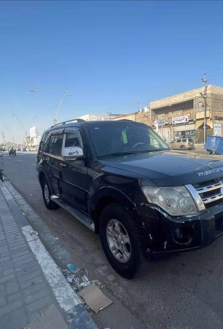 باجيرو للبيع موديل ٢٠٠٨
السياره تخبل من قوه وعزم و كل النواحي 

باجيرو 

تبريد خير من الله 

شاشه 

مضخمات صوت

حداديه 

تايرات جدد

وبعد هواي 

 تجي تشوف بعينك 

سعرها ٩٥ وبيها مجال 

مكاني البصرة 

رقمي ***********
