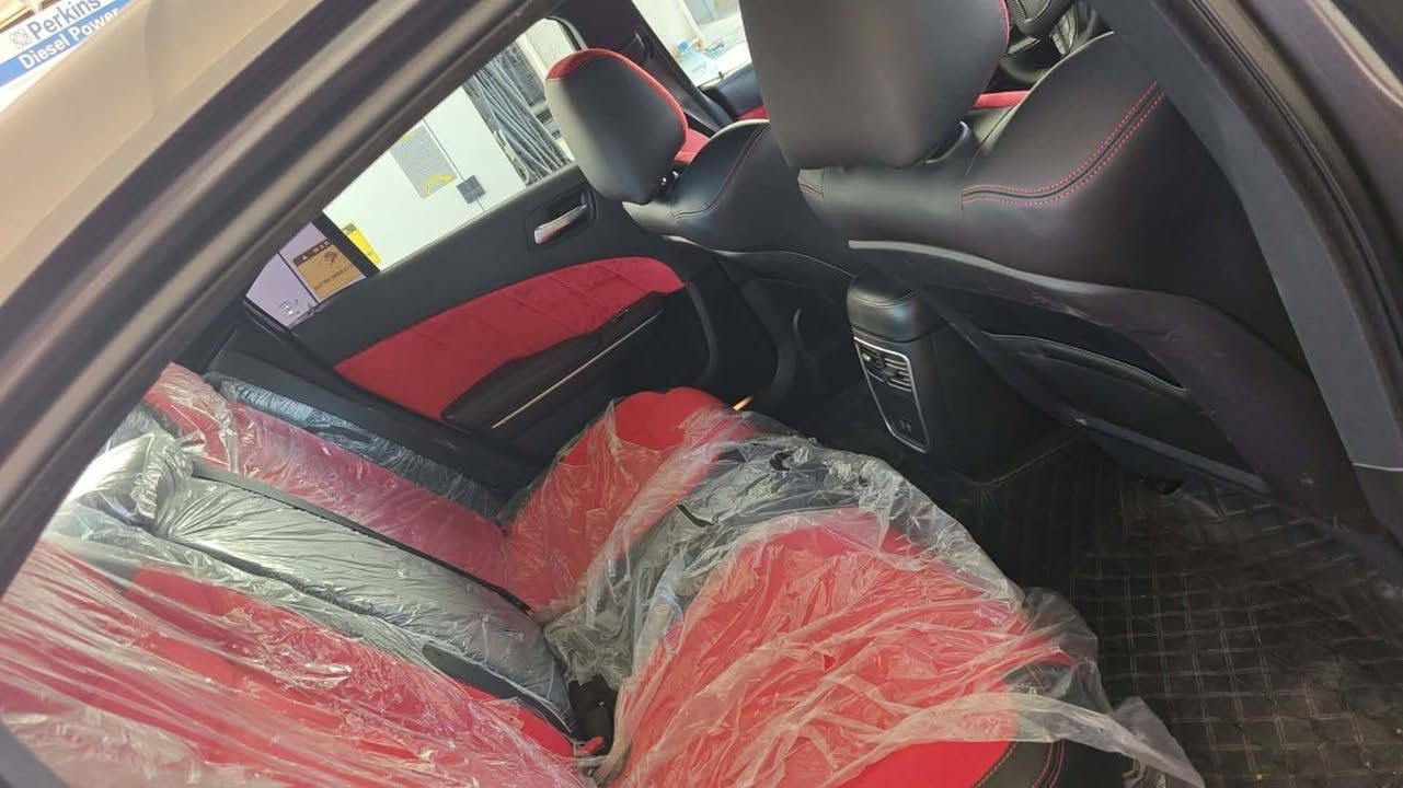 سەرەتا بەناوی خوای گەورە

چارجر ٢٠٢١ نەوتی RT 5.7

 86 مایڵ هەزار ڕۆیشتووە
سەیارەکە بێ بۆیاخە وەک سفر ماوەتەوە 
تەنها دەرگای دوای سەکن لەسەر شوخت پەمپ کراوە 
  کامل سێرفسە تایەو ویل بۆ بەستراوە
 پاتری تازەی بو بەستراوە 
نەقسی نیە تابڵیت جوانە لەسەر دەقی شریکە ماوەتەوە
 بەشەرتی گیر مەکینە و ئەکسل هەموی لەسەر شریکی ماوەتەوە و نەکراوەن
 بەشەرتی فەحسی هەموشتێک 
بەسعرێکی زۆر  گونجاو 

 تێبینی سەیارەکە لە لیژنەی مرورە جاری ڕەقەم ناکرێت بە هەی خوار مۆدێل  تا قەراری بۆ دەر ئەچت لە مروور هیچ کێشەی لێخورینی نیە ڕێگە پێدراوە لە مروور 
مەنەفێسی  عەسڵییە
 بەشەرتی هەموو شتێک
کامل تەفاسیلم داوە تکایە ئەگەر مشتەری نیت 
 تێل مەکە 

نرخی ۱٥۰ گەڵا معامەلەیەکی برایانە 

   ‌                                     *********** السليمانية, العراق
