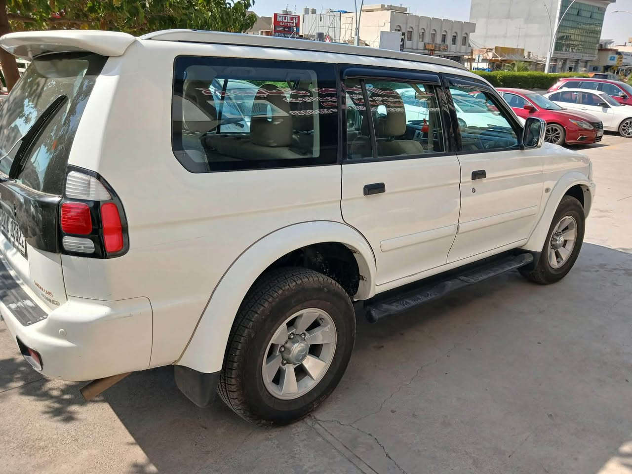 مستەربۆشی ناتیفا
مۆدیل ٢٠٠٦
شەش پستن مەکینە ٣٠٠٠
دەبل ئەکسل مەزبوت بە شەرت
گێر و مەکینە و تەبریت بە شەرت
داروبەری بە شەرتی فحس دەفرۆشم
دوو پارچە بۆیاخ بۆنیت و چاملغ لای سەکن
جەمپەکی زۆر زۆر خەفیف
شایەنی باسکردن نیە
١٤٣ هەزار حەقیقی رۆشتووە
شاشە ئایپات 
کامیرە پێش و پاشی بۆ بەستراوە
لە هەولێرم ***********
سەیارەکە هەزە و فەحس و سەنەوی
هەمووی نوێیە تاوەکو ٢٠٣٠
سعری ١٠٠ یەک دەفتەر و مامەلە أربيل, العراق
