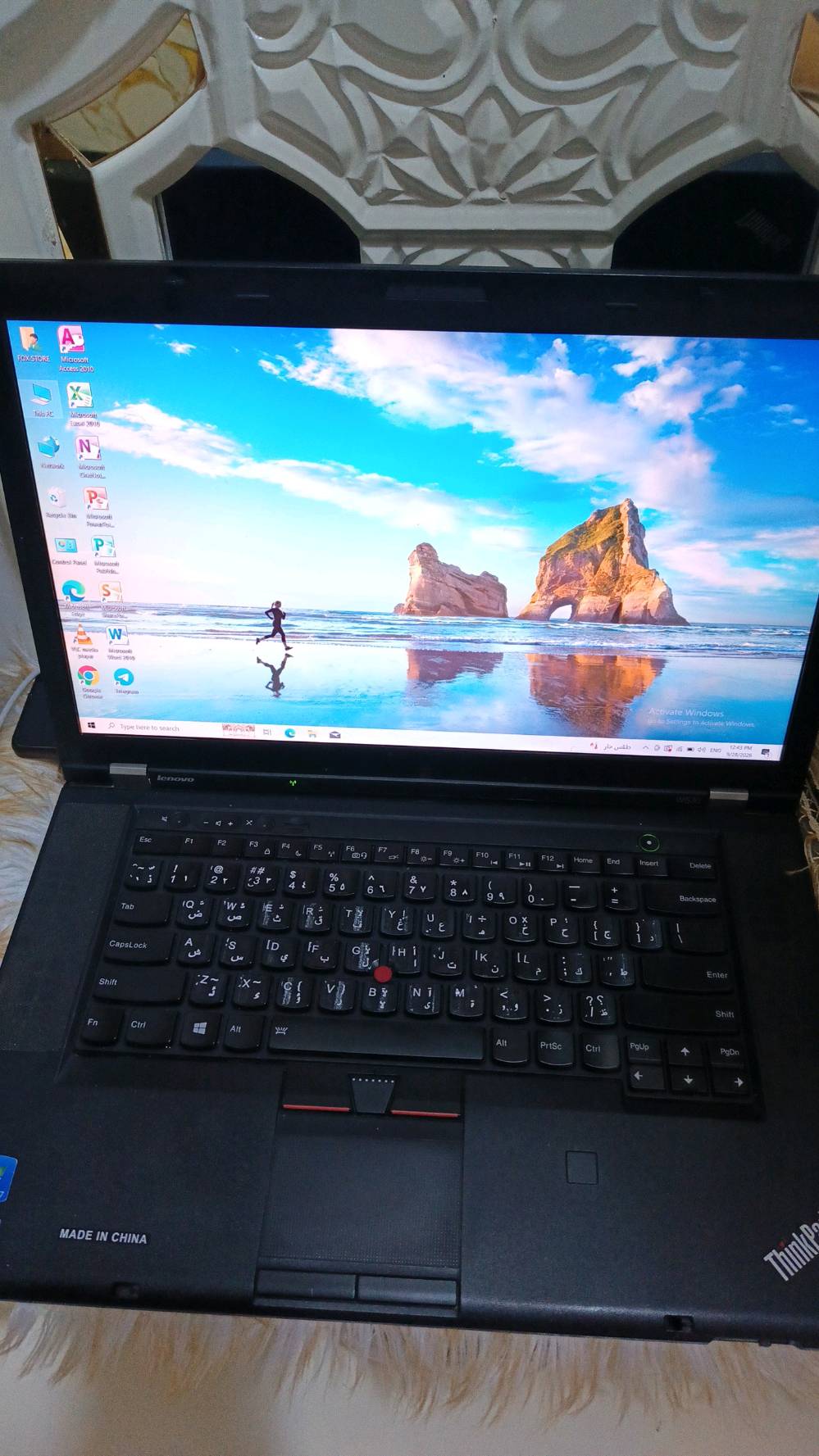 لابتوب لينوفا
مواصفات 
320 hdd الذاكره
كرت شاشه داخلي 4 كيكا والخارجي نيفيديا 2كيكا
معالج كور اي 7
نضام ويندوز 10
الرام 8 كيكا
شاشه 15.6 full hd
السعر 190
المكان بغداد يوجد توصيل فقط بغداد