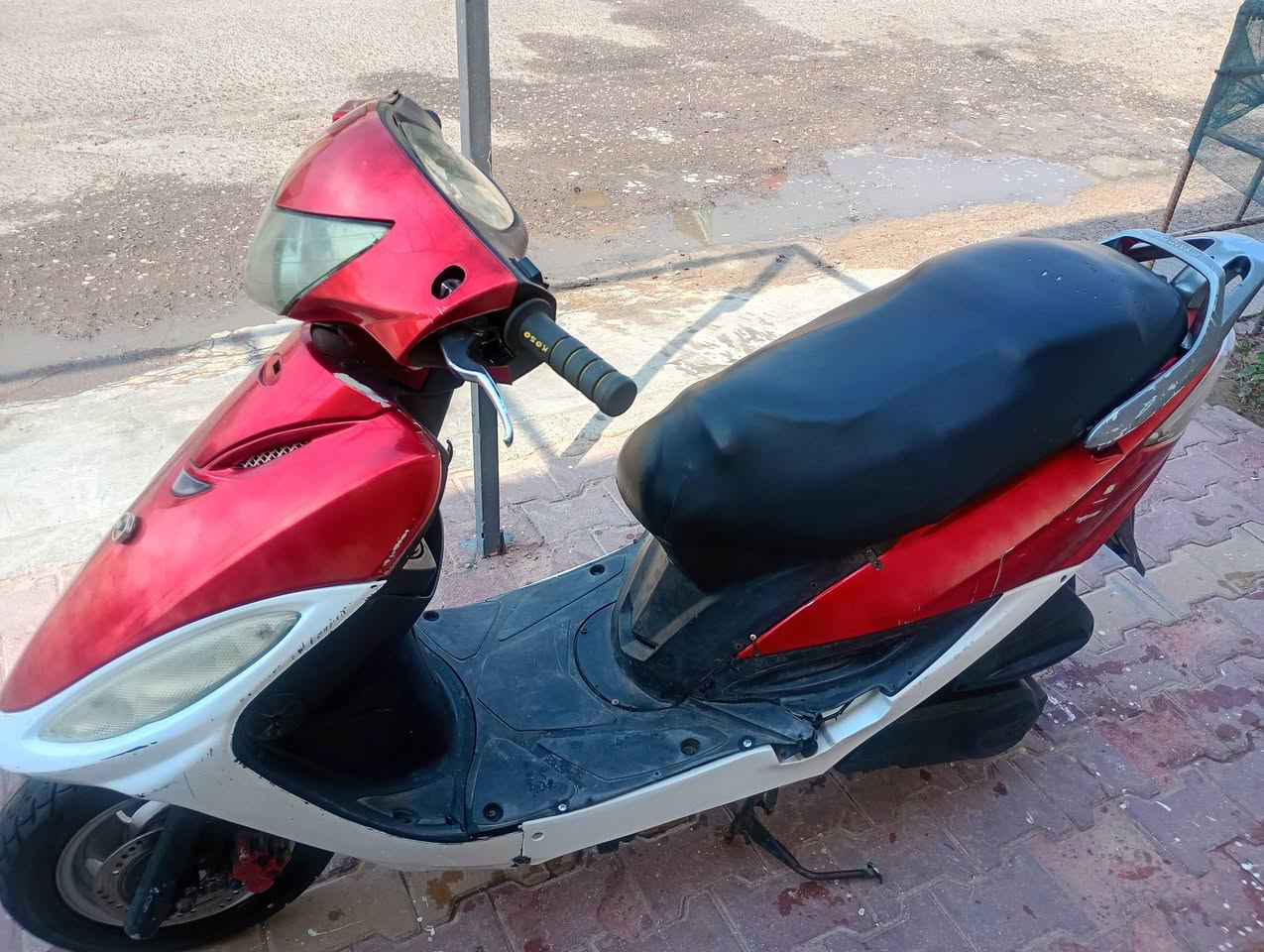 سلام عليكم دراجه كامكو جي فور كابريته  البيع مكاني المجر الكبير مكينه مفتوحه السعر 250وبيها مجال الطيبين ***********
