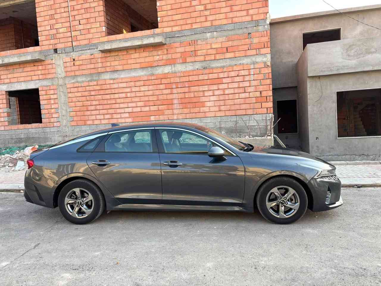 K5 21
تعديل بارد جاملغ 

رصعه بالصندوق 

رصعه بالبنيد تعديل بارد 

بدون صبغ 140
***********
