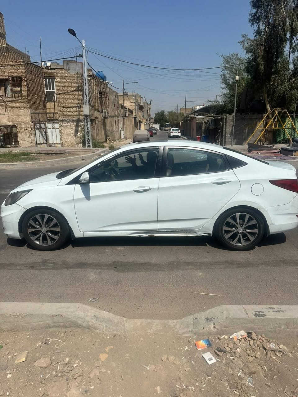 اكسنت 2015 فول مواصفات فتحة سقف واشاير بالمري محرك 1600 بيها طخات خفيفة سعرها 90 وبيها مجال
اكسنت 2015 فول مواصفات فتحة سقف واشاير بالمري محرك 1600 بيها طخات خفيفة سعرها 90 وبيها مجال تفاصيل اكثر راسلوا او اتصلو على الرقم ***********
