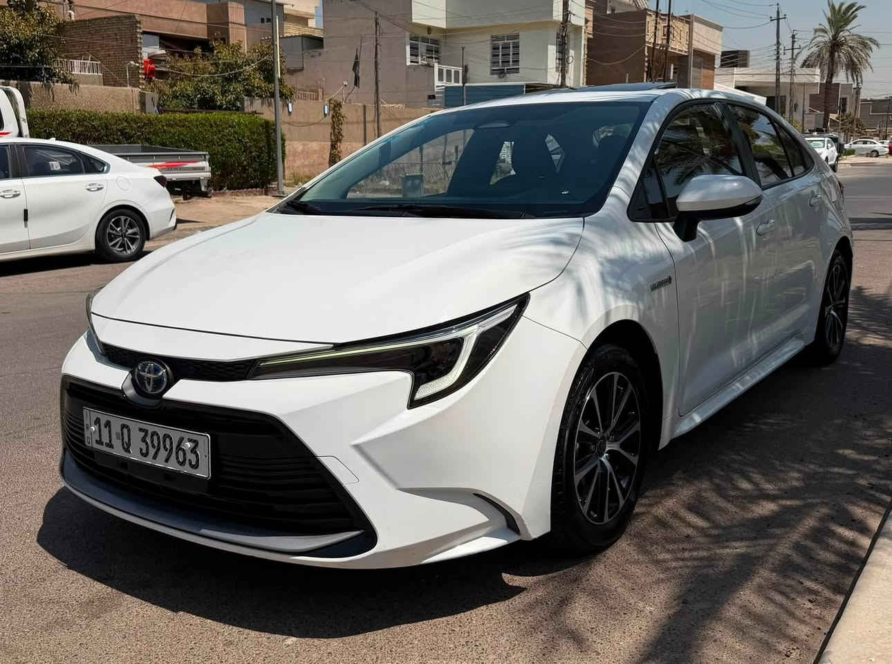 السلام عليكم 
كورلا 2024 هايبرد مكفوله من الصبغ والضربه بارد بسيط فقط مواصفات فول سلايد بصمه شاشه كامره ماشيه 37 الف كيلو رقم بغداد باسمي مكاني بغداد السيديه للاستفسار اكثر اتصل ***********
