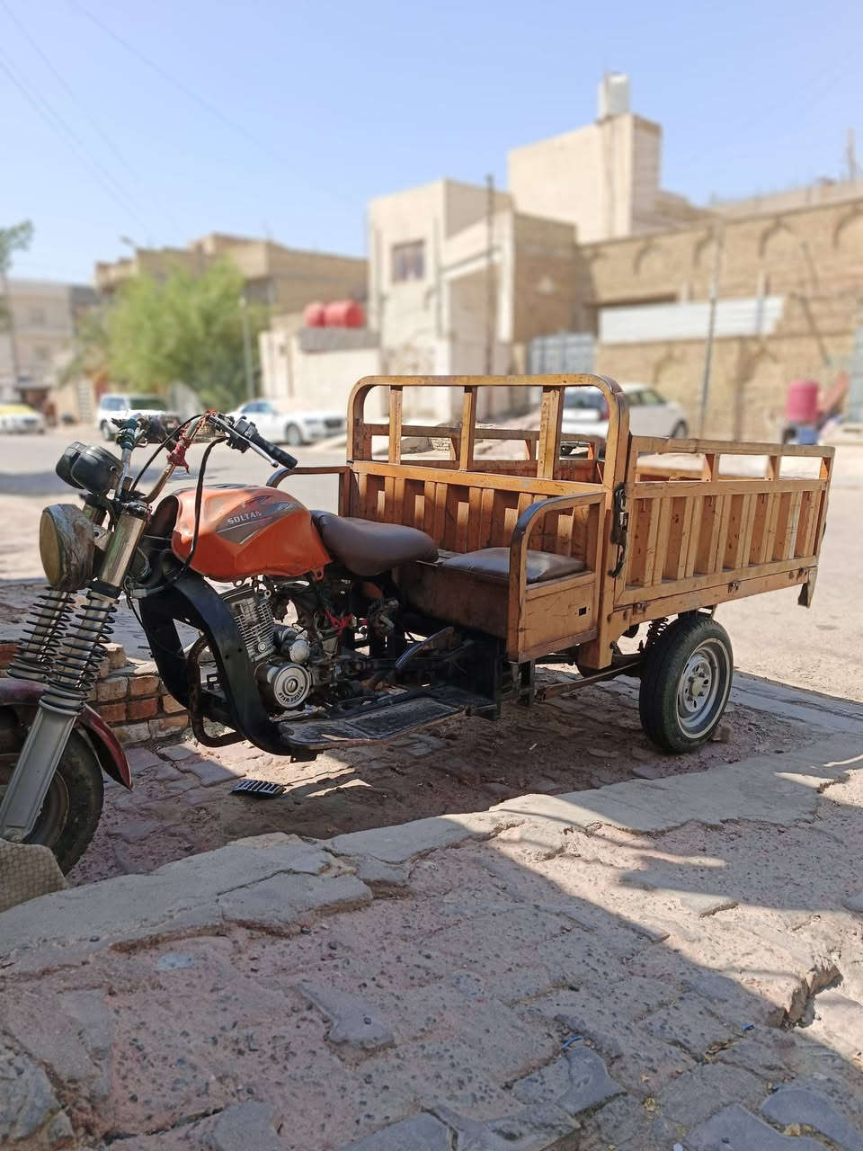 سلام عليكم ستوته همر سلطان باب الأول للبيع محرك جديد أوراق وكيل السوداني بشارع بغداد/***********/
