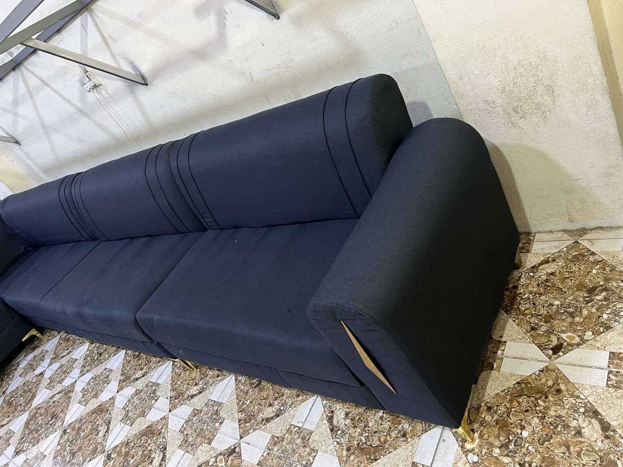كنب • ١٢نفر • کەلار