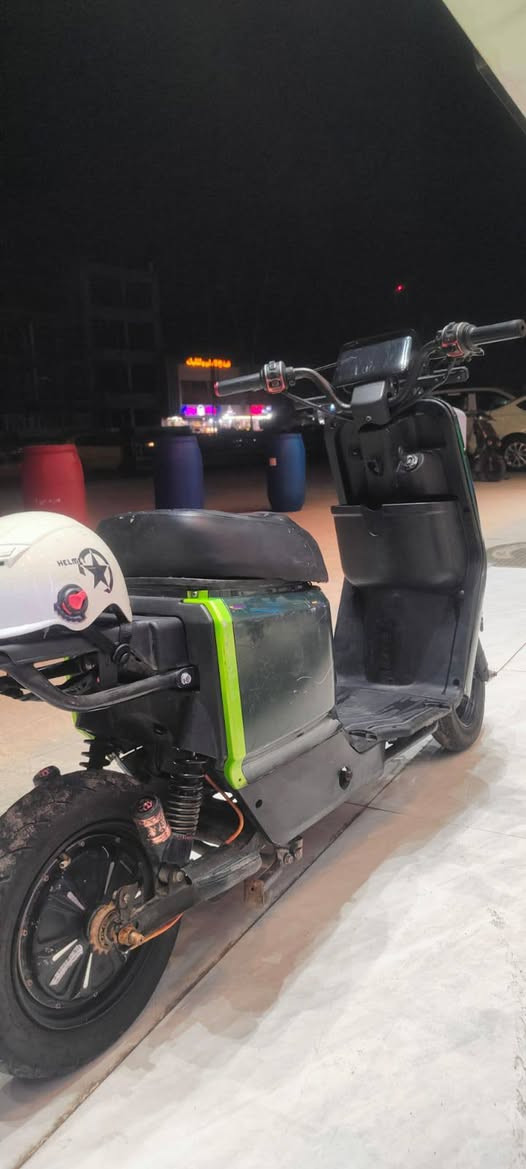 ماطور R7 2024
ملف 2000
سرعه70 حقيقي 
 5 بطاريات حجم كبير
بي ملاحظات بسيطه سعره290 وبي مجال للطيبين 
تواصل خاص أو على الرقم *********** بي واتساب
