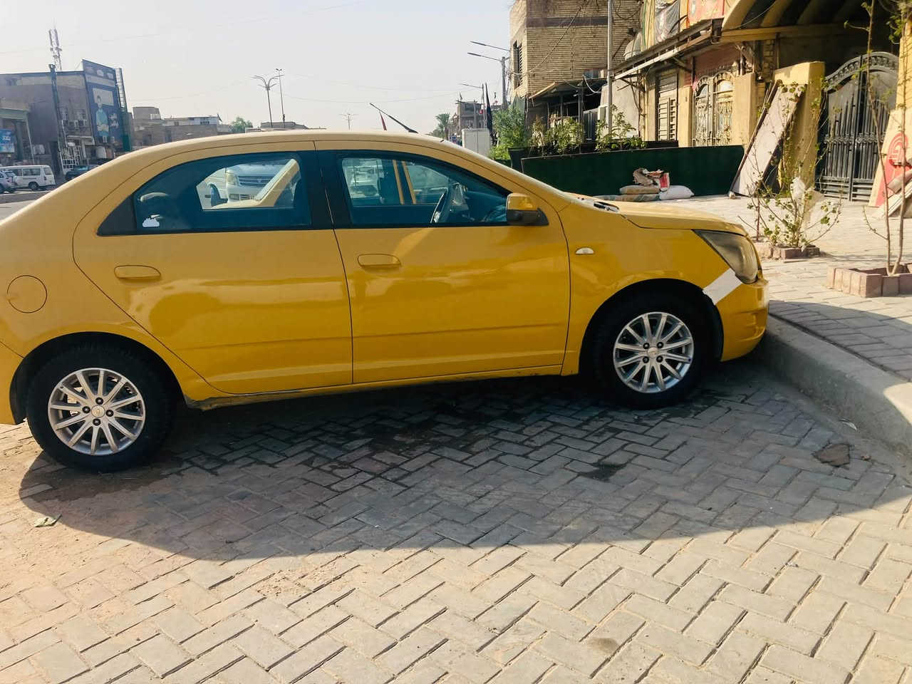كوبلت موديل 2018 محجوزة للمصرف باقي 3 اشهر ينتهي الحجز وتصبح حرة التسديد علينه احنه اليشتري ياخذ تحويل الشهر الواحد من السنه الجديدة 2027 السيارة مصبوغة حزام بيها حادث الجاملغ الايمن واصل اللغد محرك كير كهربيات كله مظبوطة البيع نقد 40 سعر نهائي البيع بالاقساط سعر 50 سعر نهائي مقدمه 30 وكل شهر 200$ مكان السيارة مدينة الصدر رقم الهاتف ***********
