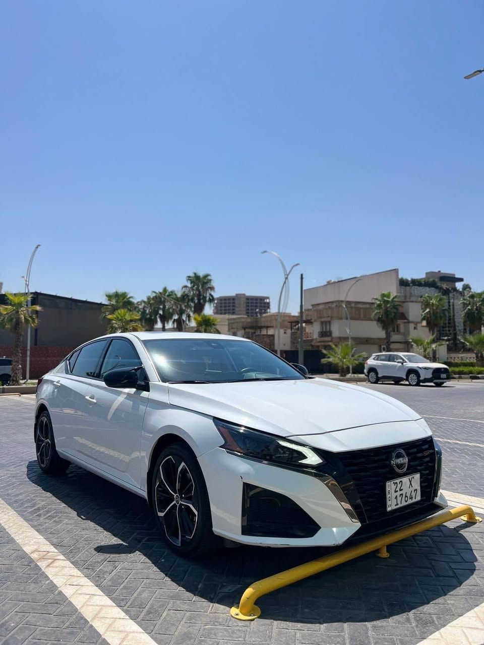 Nissan Altima 2024 AWDفوول ماسەفات شاشە گەورە کوشین هیتەر سوکان هیتەر تەقەو رەقەی بەشەرت پێش کەپس رسمی دەعمەکەم دانایە 
*********** 
رەقەم شانسی : 1N4BL4CW1RN320859 أربيل, العراق
