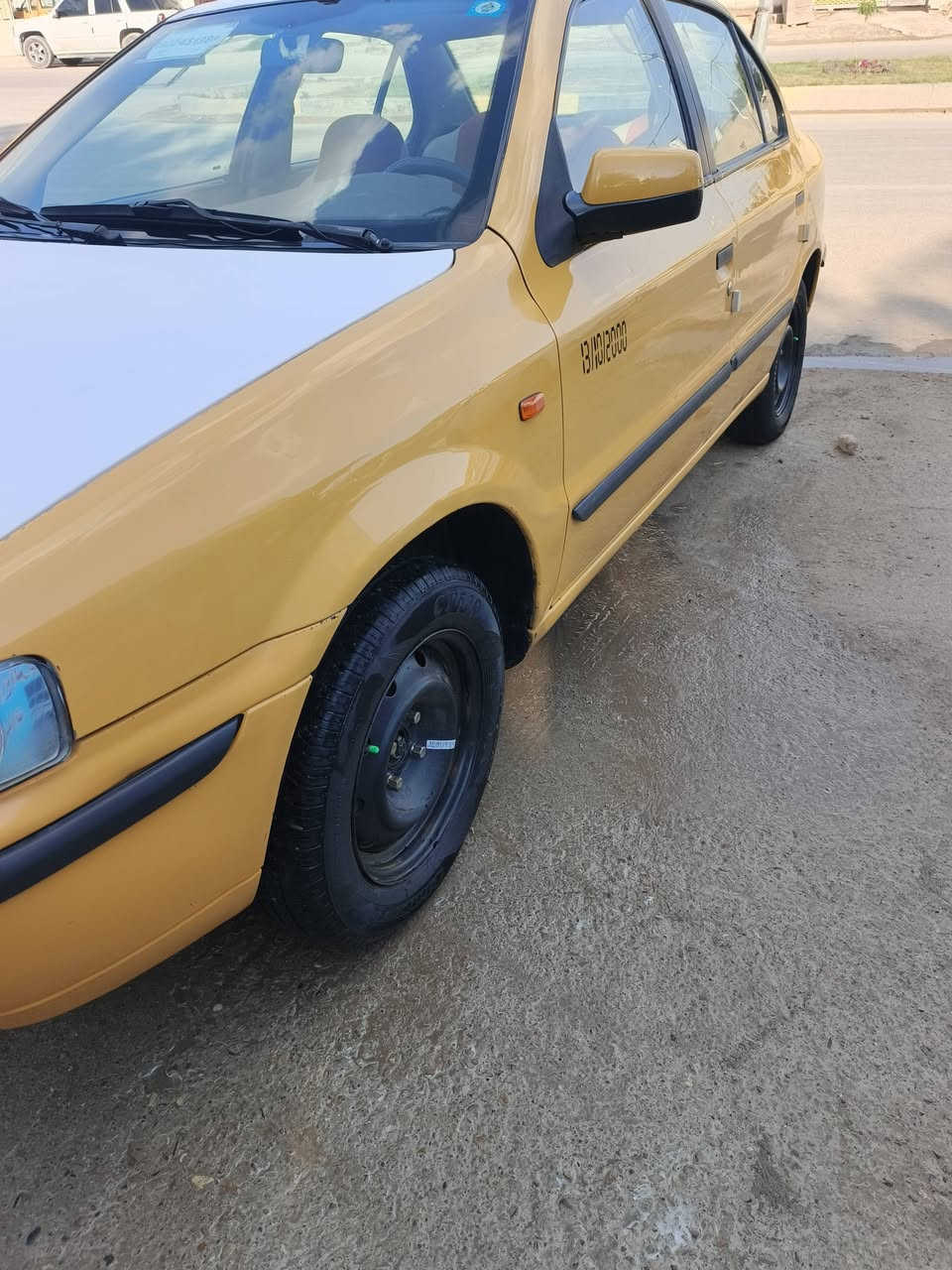 السلام عليكم
سمند موديل ٢٠١٢ بأسمي 
سيارة جاهزة مكينة وتبريد شغال خير من الله 
سعرها ٣٥ وبيها مجال حك الجية 
تواصل ***********

