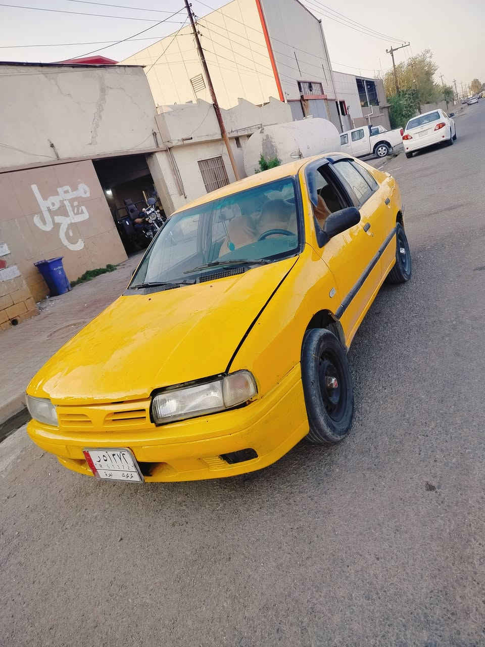 سياره نيسان بريمر محرك 16 مراوس بيع الوان كركوك دفتر بنزين بيه شرط الوكاله رقم تلفون ***********
