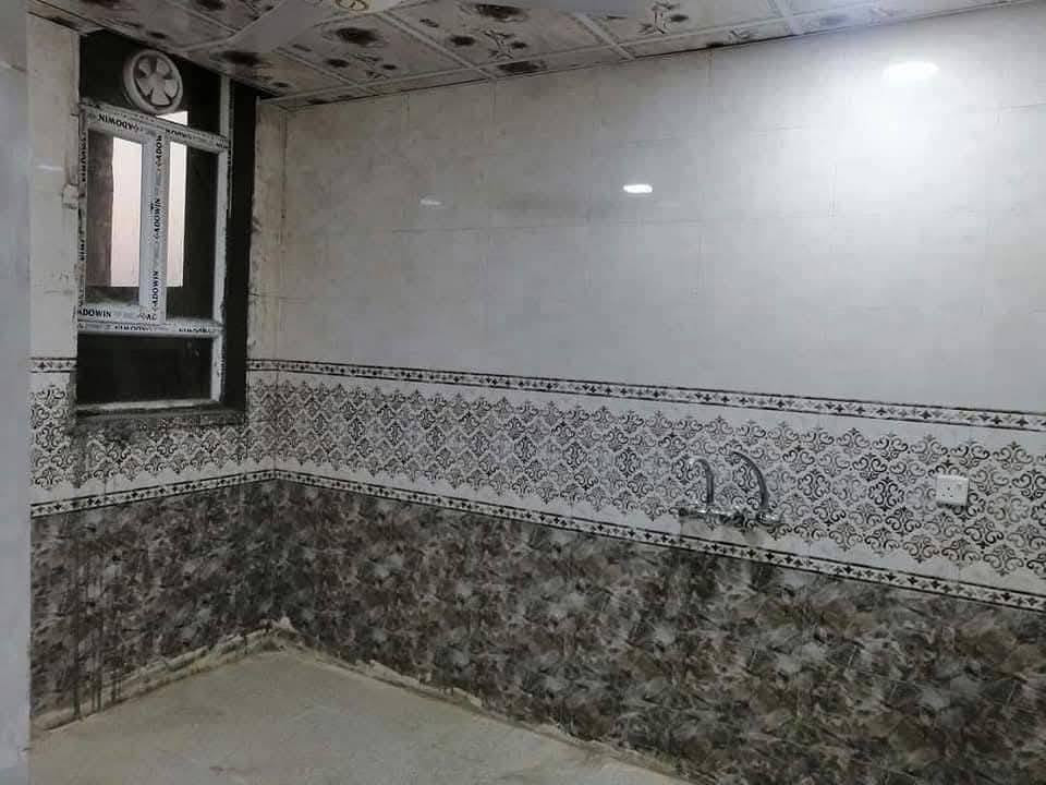 شقتين • غرفتين • طابق أول