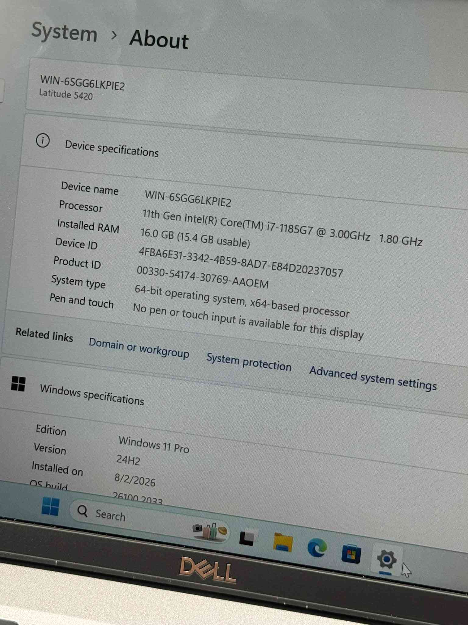 ✨ Dell Latitude 5420 🔥
(أداء قوي جداً مع معالج i7 جيل حادي عشر، خفة وزن، وقوة تحمل عالية)
🔥 سعر فرصة ومحطوم.. ما راح تحصله بأي مكان ثاني! 🔥
إذا تبحث عن لابتوب حديث ومثالي للدراسة، الأعمال المكتبية، والتنقل المستمر بأداء سلس بدون أي تأخير:
✅ المعالج: Intel Core i7-1185G7 (الجيل الحادي عشر - قوي وسريع جداً بسرعة تصل لـ 4.80GHz)
✅ الرام: 16GB DDR4 (لتعدد مهام سلس وتنقل سريع بين البرامج)
✅ التخزين: 256GB NVMe SSD (إقلاع خارق للنظام وسرعة عالية بتشغيل الملفات)
✅ كارت الشاشة: Intel Iris Xe Graphics (أداء ممتاز للمونتاج الخفيف، التصفح، والإنتاجية)
✅ نظام التشغيل: Windows 11 Pro الأصلي
✅ التصميم والمتانة: من فئة Latitude الفاخرة، هيكل متين، خفيف الوزن، وبطارية ممتازة مناسبة للعمل الطويل  
📥 للطلب والحجز لمعرفة السعر التفصيلي، يرجى مراسلتنا على الخاص (Inbox) أو الاتصال بنا.
📞 يتوفر لدينا كافة أنواع اللابتوبات بسعر مناسب أمريكية المصدر استيراد خاص فقط حصراً: ⁠***********

نص مكتوب في الصور:
- System > About
- WIN-6SGG6LKPIE2
- Latitude 5420
- Device specifications
- Device name WIN-6SGG6LKPIE2
- Processor 11th Gen Intel(R) Core(TM) i7-1185G7 @ 3.00GHz 1.80 GHz
- Installed RAM 16.0 GB (15.4 GB usable)
- Device ID 4FBA6E31-3342-4B59-8AD7-E84D20237057
- Product ID 00330-54174-30769-AAOEM
- System type 64-bit operating system, x64-based processor
- Pen and touch No pen or touch input is available for this display
- Related links Domain or workgroup System protection Advanced system settings
- Windows specifications
- Edition Windows 11 Pro
- Version 24H2
- Installed on 8/2/2026
- OS build 26100.2033
- Search
