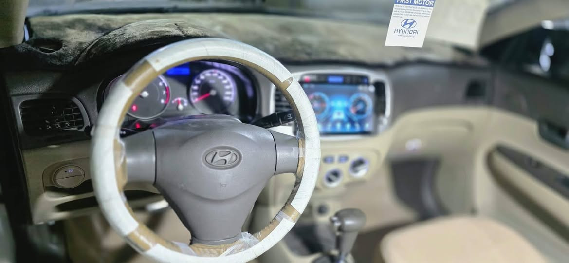 سلام عليكم اكسنت 2010خليجي مكفوله بيها هلالات صبغ فقط  تبريد دوشمه تخم تاير كله جديد مكان بصره السعر 85
***********
