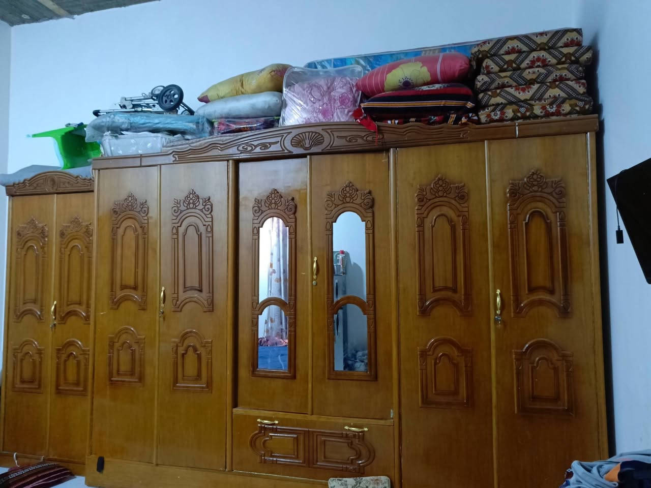 غرفه اخشاب • مجال قليل