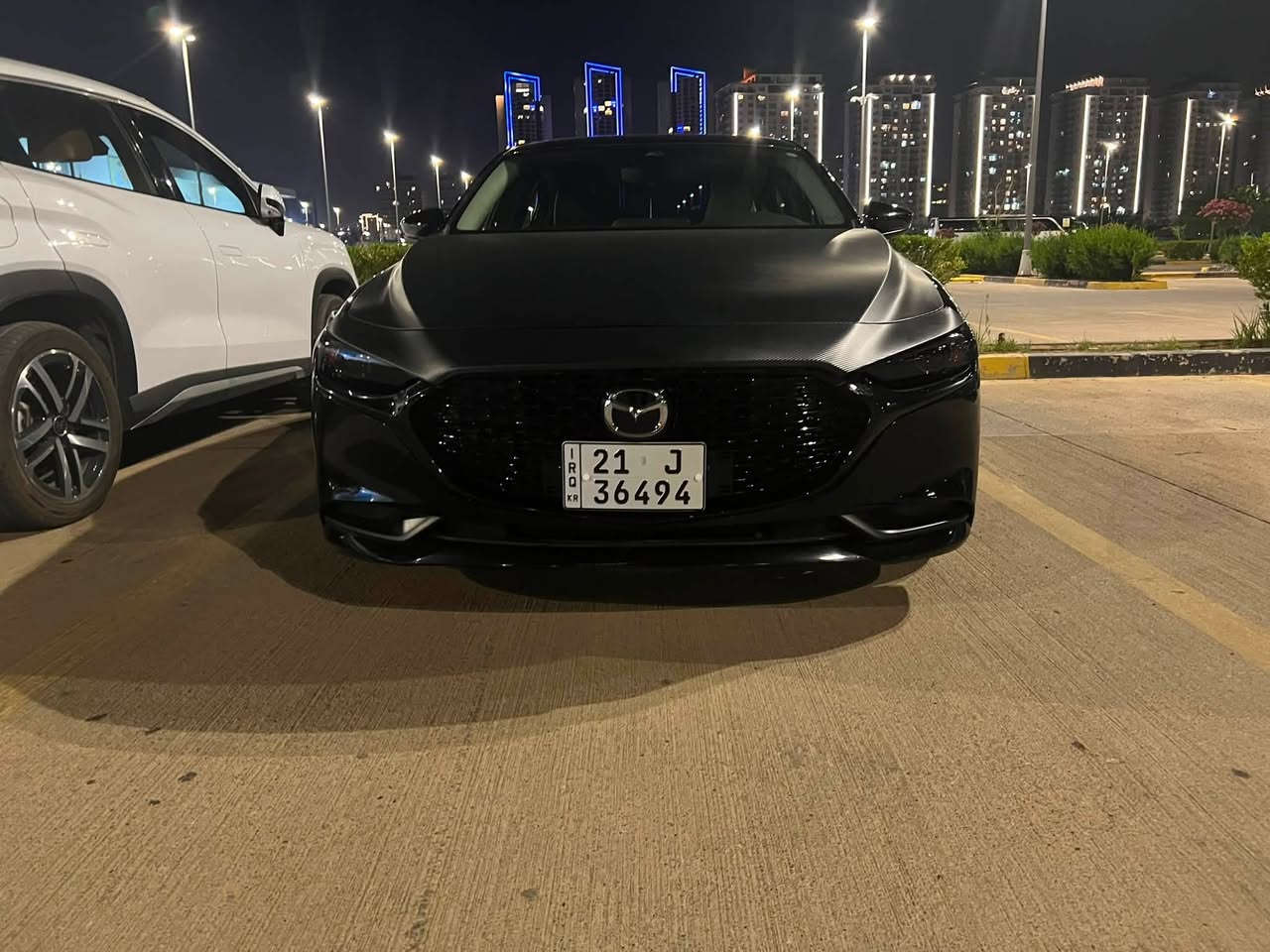 مازدا ٣ ٢٠٢١ پریفێرد تەنها بۆنیت بۆیاخە بێ ناو گرتن بێ ئێرباگ ٥٨،٠٠٠ کیلۆمەتر ڕۆشتووە سەیارەکە زۆر تازە و جوانە و گێر و مەکینە و کارەباییات بە شەرت 

نرخ ١٣٠$ و مەجالێکی کەم
***********
