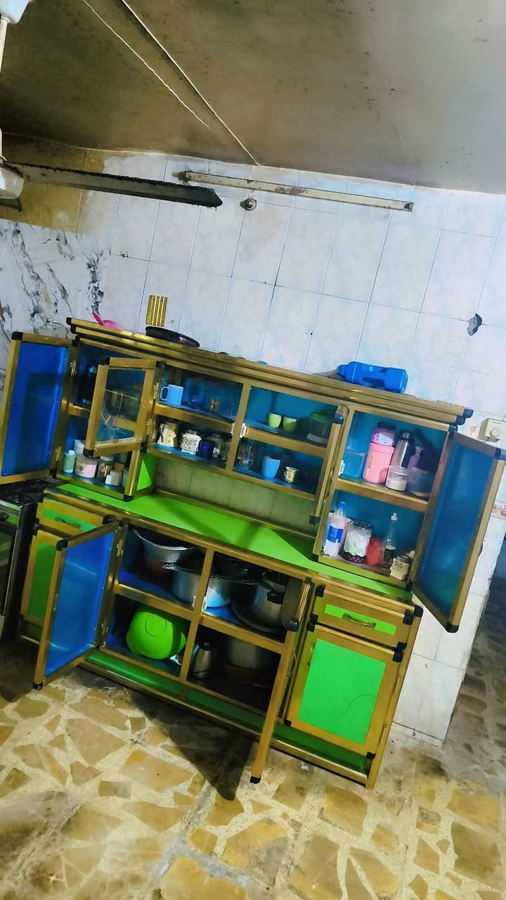 يا لله سلام عليكم شباب كونتر  ستخدام شي قليل سعره 250 وبي مجال مكاني كوفه حي ميسان
