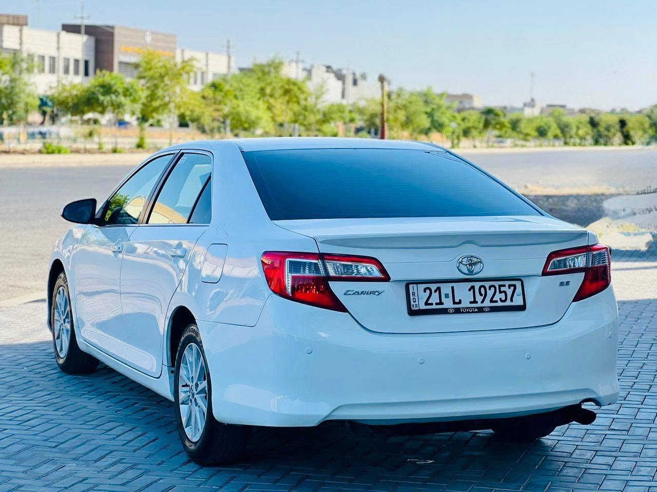 تويوتا كامري موديل 2013
***********__***********
سيارة واحد قطعة  صبغ 
بدون  دواخل بدون ايرباك
السعر :  134 $ بيها مجال
رقم و هزه و به راد كل جديد
 تبريد قتعطين 
داخل غورفة بيجي
مواصفات
ده شبول فورمكيا شاشة كبير و فوليوم و بلاجكتور ولايتات فول ليد و زينون وتحديد سرعةو بلاجكتورو Eco
مكان سيارة  اربيل
،،،،،،،،،،،،،،،،——،،،،،،،،،،،،،،،،،،
 تويوتا كامري موديل 2013
يه ك پارچه و بستيك بؤياغي هه يه
ناوه وه ي نه گرتووه و ايرباگ بشرط

نرخي  :  134   $ وه ره قه يه
رقم وهه زه و فحس و تازييه 
ناوكوشين و داخيلي زه رده 
مواصفات 
فورميكا وكوشن جلد
وشاشه  وكاميرا ولايت فول ليدو زينون 
فوليوم تحديد سرعة و تبريد مركزي
وEcoو بلاجكتورو
شوين   ناو هەوليرم
***********__***********
