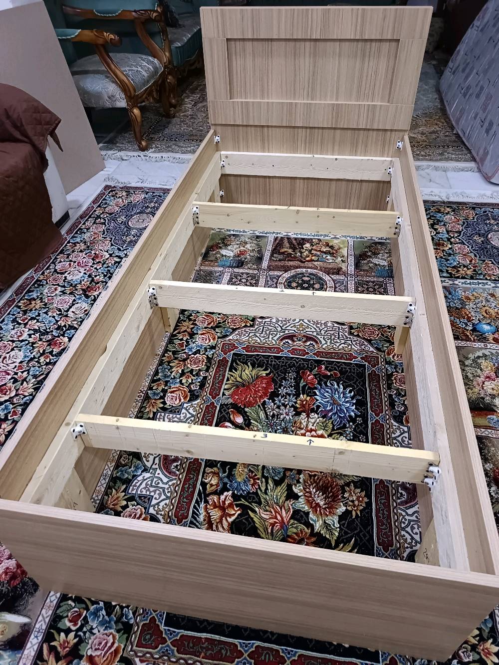 كربلاء حي الزيتون • سرير MDF • ٩٠×١٩٠