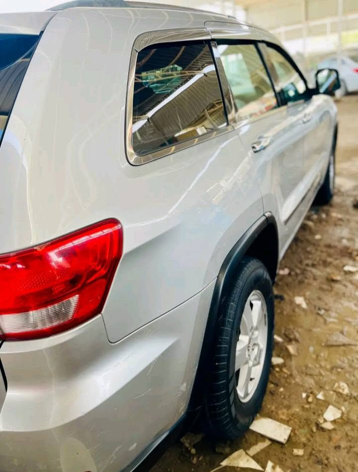 ياالله البيع جيب موديل 11مريكي رقم بغداد بسمي تحويل مباشر تبريد قطعتين كرسي كهربائ شاشه كامره دواخل جديده سياره حلو مال جناي مكفولة من كير محر حديدية تخم تأير جديده باور كهربائي كل شخاله سياره بيه صفحه صبغ اثر شخط عنوان بابل الاستفسار  ***********
