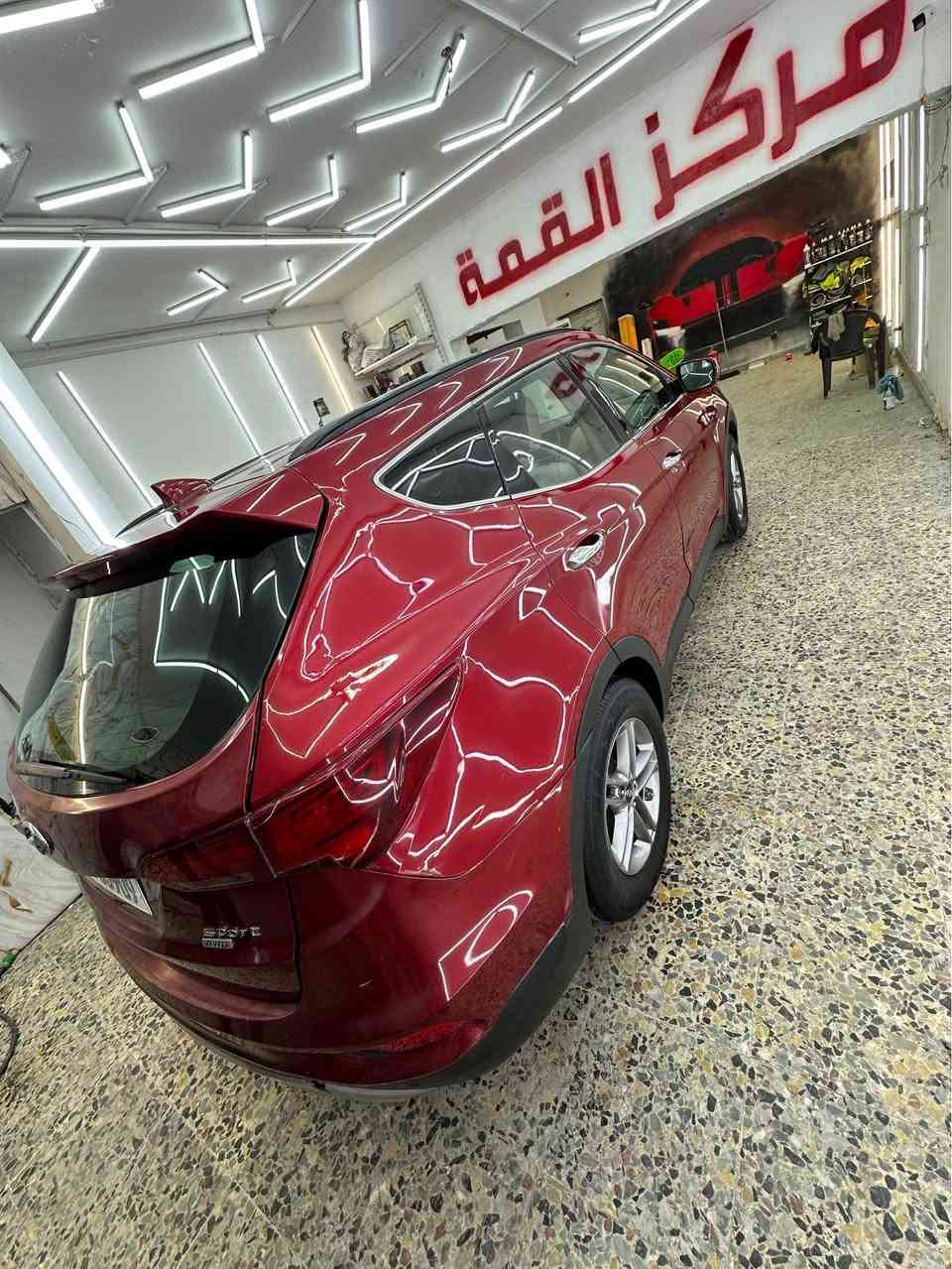 السلام عليكم 
سنتافيا 2017 وارد امريكي 
السعر 118 قفل سعر نهائي 
بدون مراوس بدون اقساط
ماشيه 90 الف
رقم كربلاء باسمي هزه وسنويه وارقام جدد 
مكينه 2400 مامفتوحه بلاديه
حادثه قبق جنطه وجاملغ امامي يمنه بدون ايرباك سياره مابيه حادث بلعراق 
صبغ قطعتين وربع بنيد بجم بلادي
نص مواصفات
كير ومكينه بلاديات ممفتوحات 
صدر وتبريد مكفولات 
مكانه بغداد سيديه 
*********** بغداد, العراق
