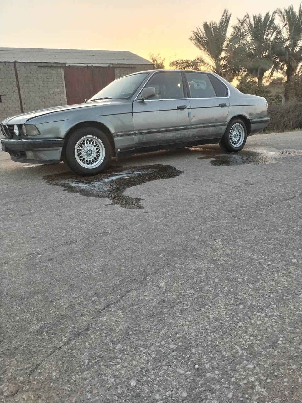 السلام عليكمBMW ٧٣٠ موديل ٩٢ مكينة ٣٥ مفتوح رقم بغداد مشروع وطني سنويه ل٢٨ مكاني بابل المسيب السعر ٣٢ وبيها مجال ***********
