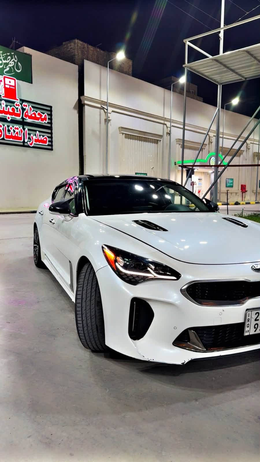 السلام عليكم
للبيع 
كيا ستنكر GT1
موديل 2018
رقم اربيل بسمي 
وارد امريكي 
حادث بنيد وجاملغ بسيط بدون شواصي وبدون لغود 
حجم المحرك 4سلندر تيربو 
فول مواصفات 
فتحت سقف بانوراما 
مري شفط 
صندوق كهرباء 
حساسات خلفي + امامي 
رادارات ب المري ورادار امامي 
كشنات جلد تدفئه
شاشه كبيره ابل كار بلي 
تحكمات ستيرن جهتين 
شفتات ستيرن 
تحديد مسار 
مثبت سرعه كروز 
سماعات هارمن كاردن 16 سماعه 
انضمه قياده سبورت + ايكو + نورمال 
السياره جديده وعليه ادامه جديده بدون اي نقص 

سعر 157$ وبيه مجال بسيط 
عنوان بغداد الاعضمية

اتصال
                                                         ***********

نص مكتوب في الصور:
- 10 54 pm Monday السی
- 12:55 You 10/26/25, 11:46 AM OPEN Photos of 2018 KIA STINGER PREMIUM, KNAE25LA1J6016477 Stock no: 22619469 Back to top Lot details Reply