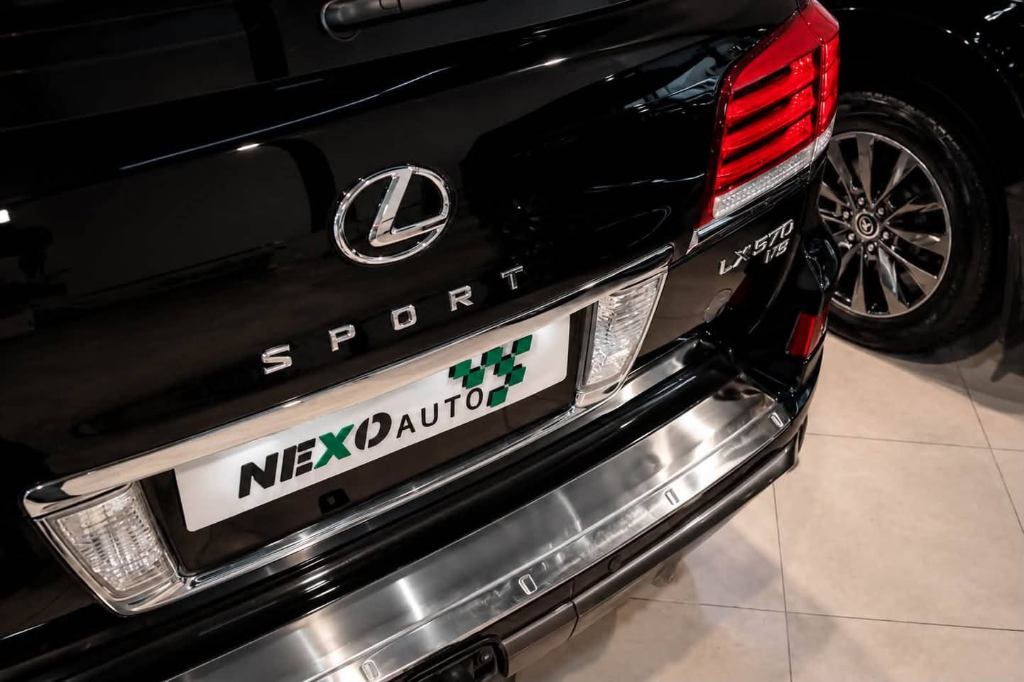Lexus LX570 Sport
مۆدیل: 2014

• مۆدیل: 2014
دوو شوێنی بچووک تەعدیل 
• ڕۆیشتوو: 179,000 کیلۆمەتر
• مۆتۆری V8 بە حەجمی 5.7L
• گێڕی ئۆتۆماتیکی 6 خێرایی
• سیستەمی 4WD (گەڕانی چوار تایەر)
• سسپەنشنی هەوایی (Height Control + Adaptive Variable Suspension)
• مۆدی ڕێگا (Multi-Terrain Select)
• Crawl Control بۆ ڕێگای قورس
• قوفڵی دیفرەنسی ناوەندی
• هێڵکاری Sport
• ڕووناکی Xenon/LED
• چرای ڕۆژ (Daytime Running Lights)
• کامێرای دواوە
• سێنسەری پێش و دواوە
• دەرگای دواوەی ئۆتۆماتیک
• سلاید
• کورسی چەرمی ئاسایشی
• کورسی پێش کارەبایی
• بیرگەی کورسی (Memory Seats)
• گەرمکەرەوە و ساردکەرەوەی کورسی پێش
• سوکان چەرم و دار
• شاشەی ناوەندی
• Navigation
• Bluetooth / AUX / USB
• دەنگی Mark Levinson Premium Sound System
• دوگمەی Start/Stop
• دوو کۆنترۆڵی گەرمی و ساردی (Dual Zone Climate Control)
• کۆنترۆڵی گەرمی و ساردی بۆ دواوە
• Cruise Control
• ABS / VSC / Traction Control

ئۆتۆمبێلێکی کەشخە، بەهێز و گونجاو بۆ شار و گەشت و ڕێگای دەرەوە.

⸻

Lexus LX570 Sport

حالە السیارە/ بیها تعدیل 
موديل: 2014 
• الموديل: 2014
• الممشى: 179,000 كم
• محرك V8 سعة 5.7 لتر
• ناقل حركة أوتوماتيك 6 سرعات
• نظام دفع رباعي دائم (4WD)
• نظام تعليق هيدروليكي/هوائي قابل للتعديل
• نظام Multi-Terrain Select
• نظام Crawl Control للطرق الوعرة
• قفل الدفرنس الوسطي
• باكج Sport
• مصابيح Xenon/LED
• إضاءة نهارية
• كاميرا خلفية
• حساسات أمامية وخلفية
• باب خلفي كهربائي
• فتحة سقف
• مقاعد جلد فاخرة
• مقاعد أمامية كهربائية مع الذاكرة
• تبريد وتسخين للمقاعد الأمامية
• مقود جلد وخشب متعدد الوظائف
• شاشة معلومات وسطية
• نظام ملاحة (Navigation)
• Bluetooth / AUX / USB
• نظام صوت Mark Levinson Premium
• تشغيل بصمة (Smart Start)
• تكييف أوتوماتيك ثنائي المناطق
• تحكم مستقل بتكييف المقاعد الخلفية
• مثبت سرعة (Cruise Control)
• وسائد هوائية متعددة
• ABS / VSC / Traction Control

سيارة فاخرة تجمع بين القوة، الاعتمادية، والراحة، ومناسبة للاستخدام اليومي والرحلات والطرق الوعرة

سعر/ 375$

للمعلومات/***********

Location/ 
BALEN CARS
https://maps.app.goo.gl/prz5bVL7eHQKwQHu9?g_st=ic

NEXO AUTO
Buy • Sell • Advertise
Premium Car Marketplace

#lexus #foryoupage #iraq #Erbil #foruyou  #karbala #najaf #baghdad #basrah #toyota
