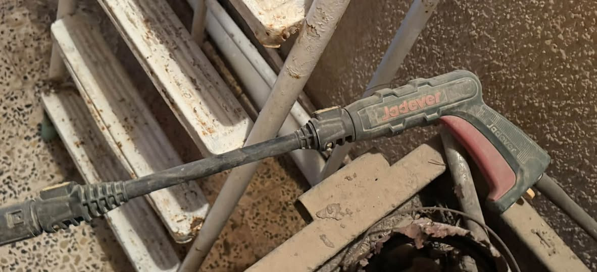 للبيع فاره غسل اصليه ماركه قوه 1800wمع كامل الملحقات و يها 2 صودنه و2 مسدس و 2 بطل رغوه السعر 80الف لحد يكسر بالسعر الجديده سعره 135 الف 
***********
