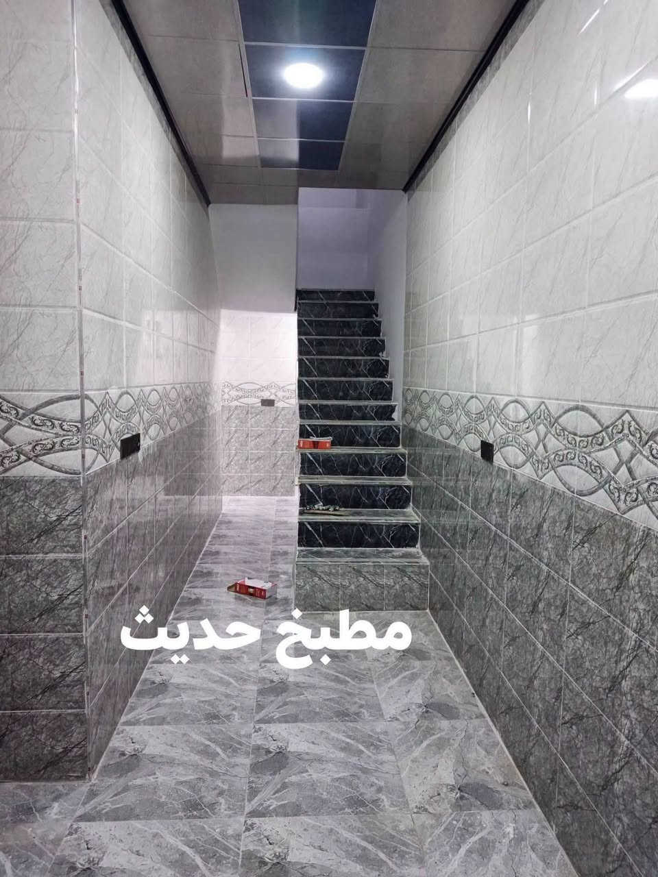 🏙️دار للبيع 🏙️
👈مساحه 110 متر 
الموقع 🏛️ حي الانتصار شارع 30 قرب جامع 🕌 خديجه 
🗾 فول موصفات زيرو بناء حديث 🏙️
👈 استلام فوري 🏙️
👈 متكون من غرفتين نوم وهول ومطبخ واستقبال وصحيات 
👈 خدمات كامله تبليط جديد 
👈 السعر 68 وبي مجال 
🏙️ للتوصل والاستفسار 🏙️
***********
***********
