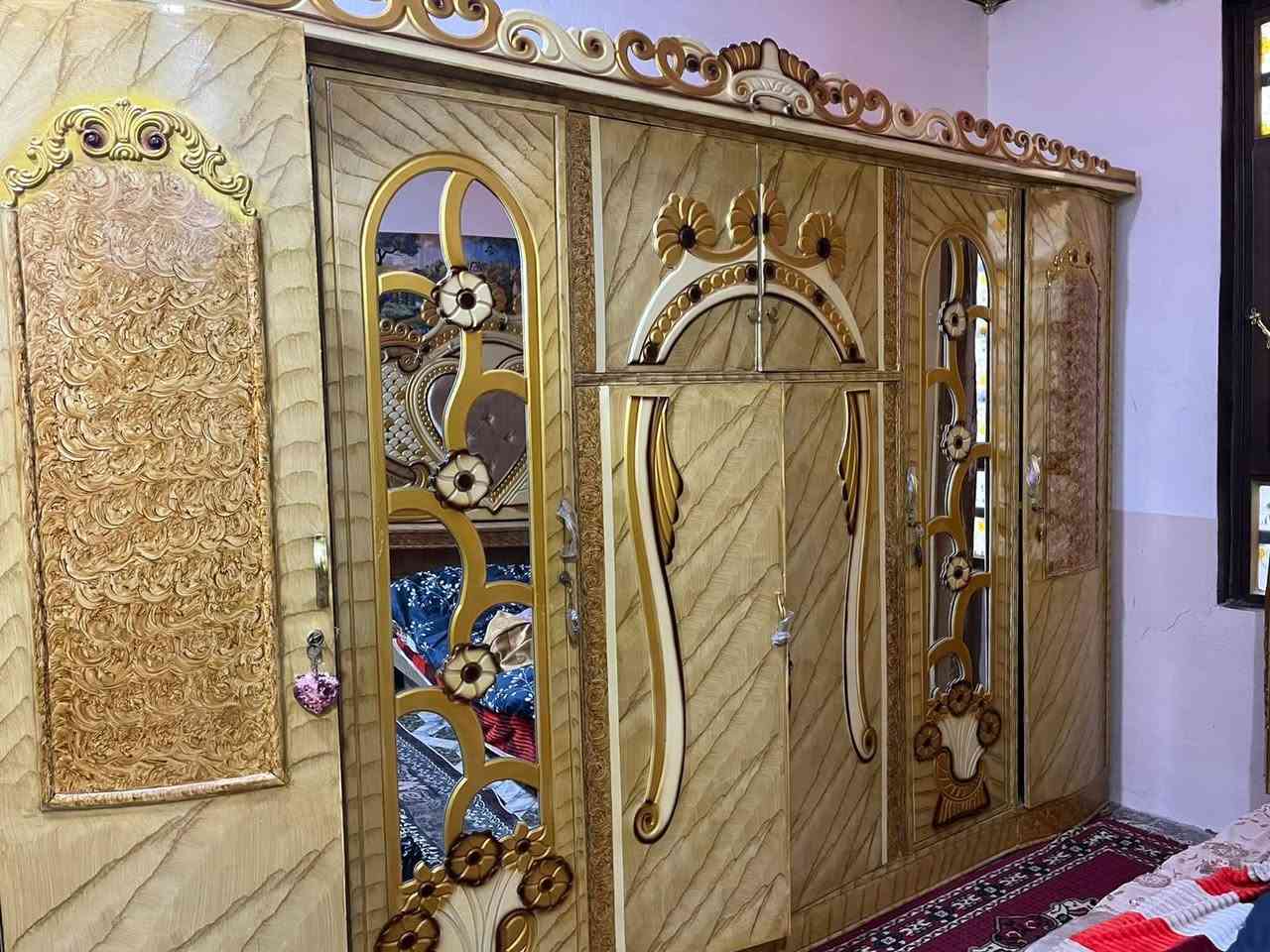 غرفه نوم تركيه حديثه ونظيفه جدا للبيع بسعر مناسب وايضلا بلازما للبيع نضيفه جدا  بسعر مناسب من يرغب بالشراء الاتصال بالرقم ***********
