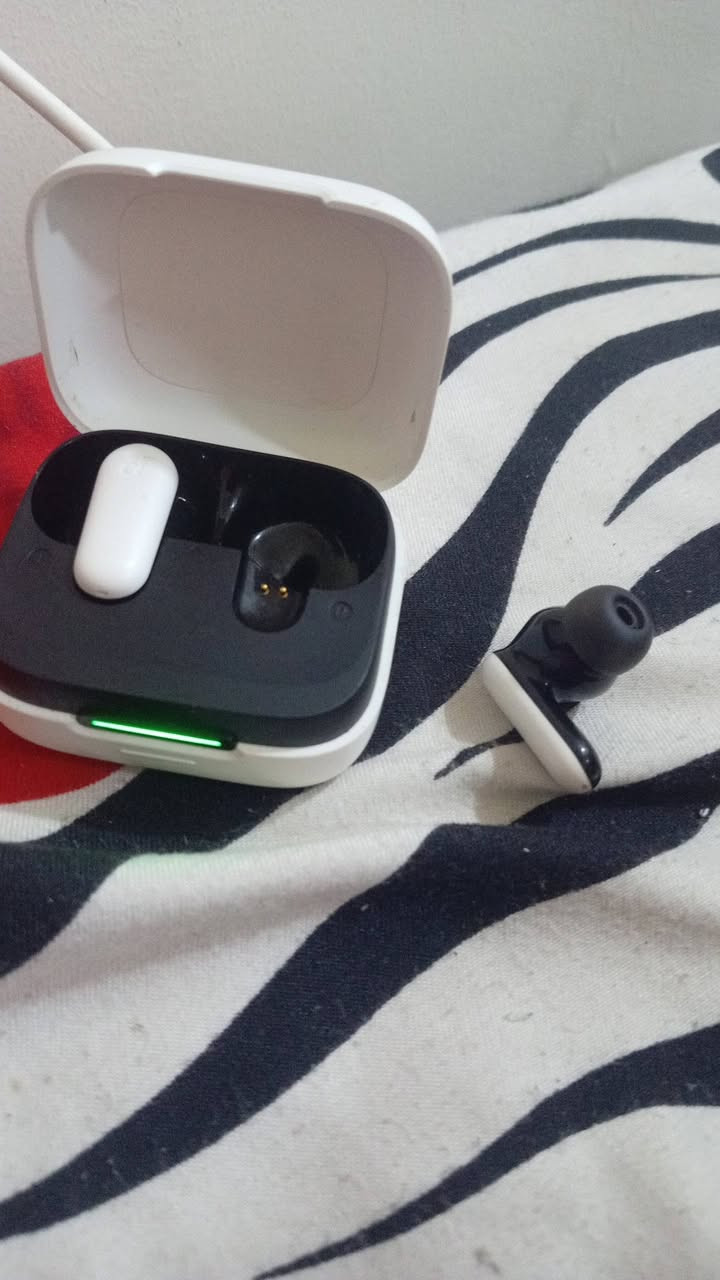 مترجم فوري • Timekettle WT2 Edge • نضافة 95%
